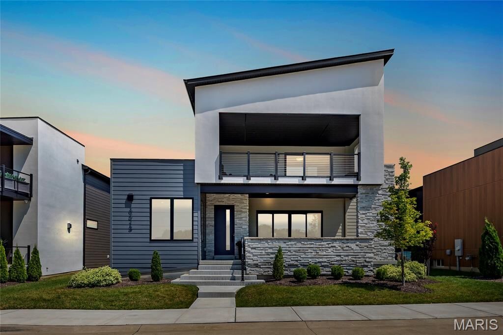 Property Photo: 16513 Waterfront Avenue MO 63017