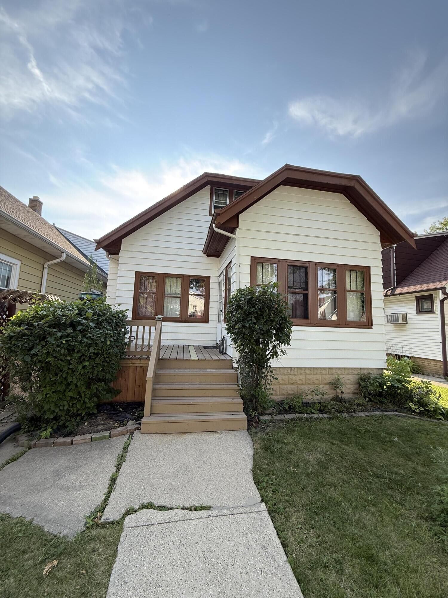Property Photo:  4513 N 37th St  WI 53209 