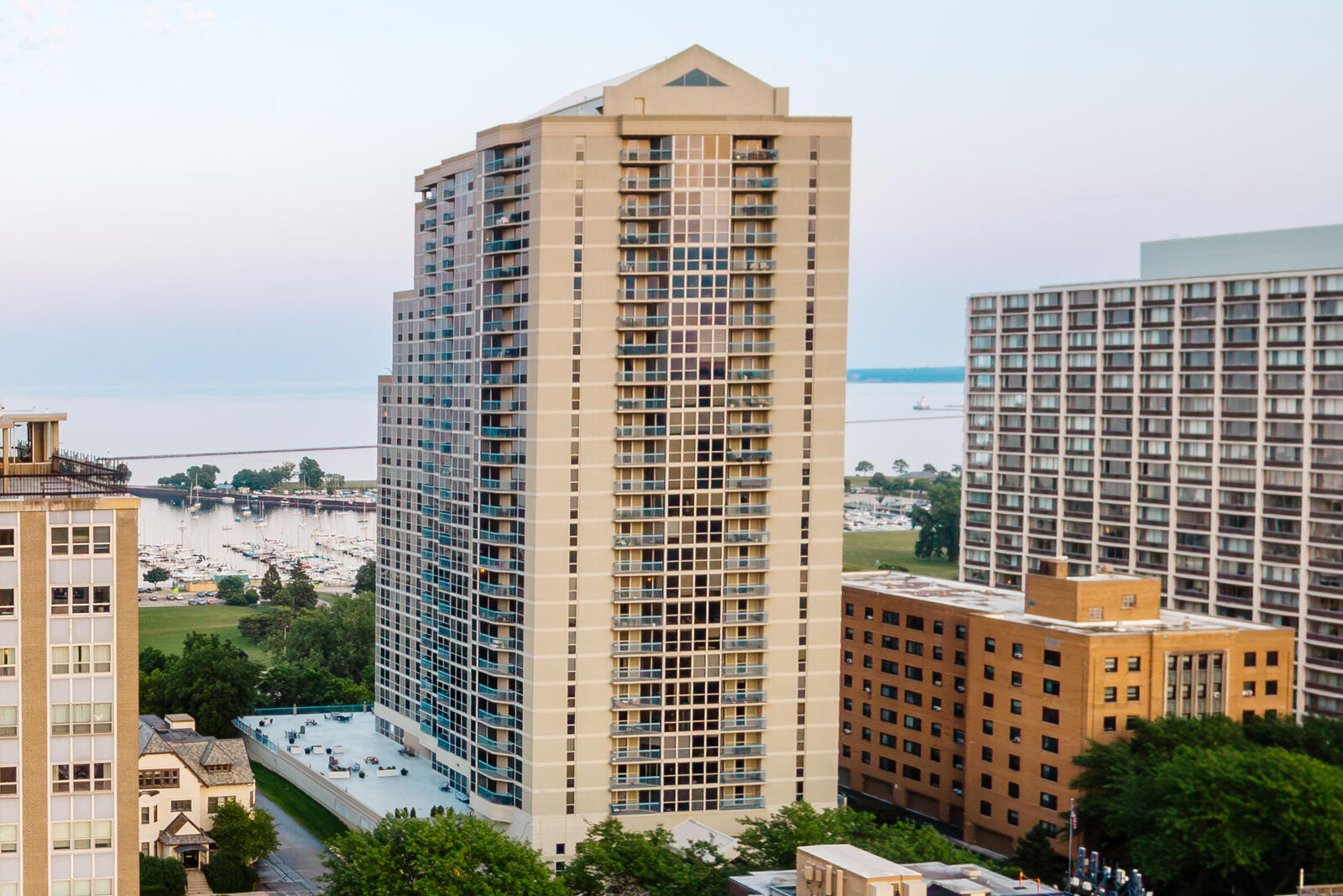 Property Photo: 1660 N Prospect Ave 404 WI 53202