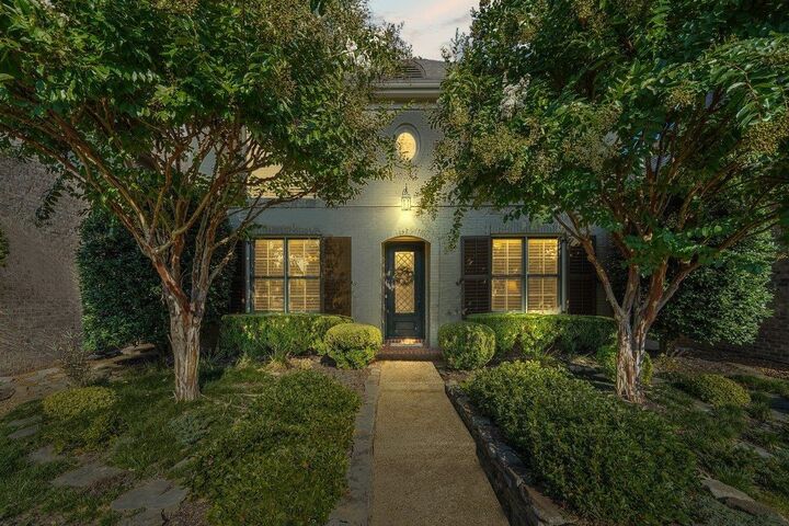 Property Photo: 1974 S Arden Landing Cv TN 38139