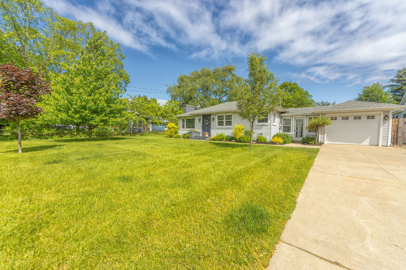 Property Photo: 212 W Randolph Street MI 49406