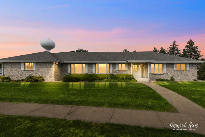 Property Photo: 1269 Tower Court IL 60914