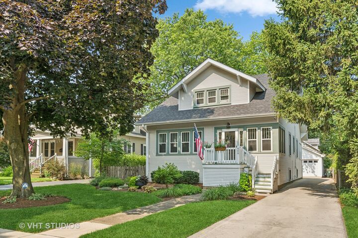 406 S Evergreen Avenue  Arlington Heights IL 60005 photo