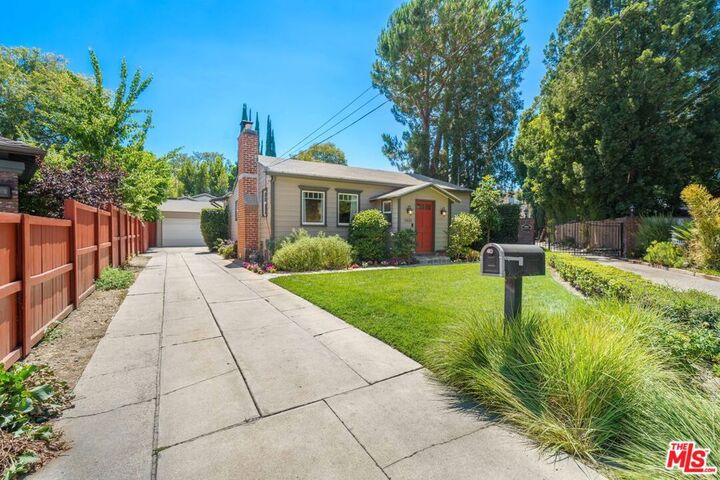 Property Photo: 12432 Hesby Street CA 91607