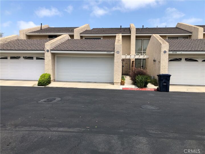 18507 Pueblo Circle  Huntington Beach CA 92646 photo