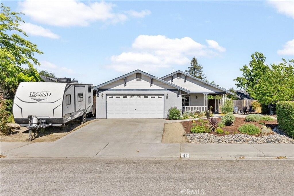 Property Photo:  40 Julie Lane  CA 93465 