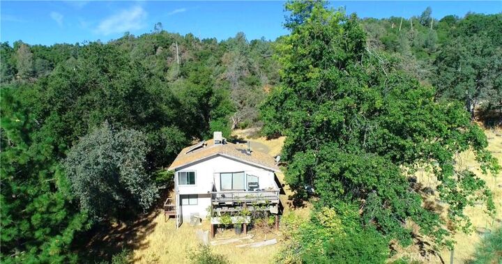 Property Photo: 5712 Twin Oaks CA 95338