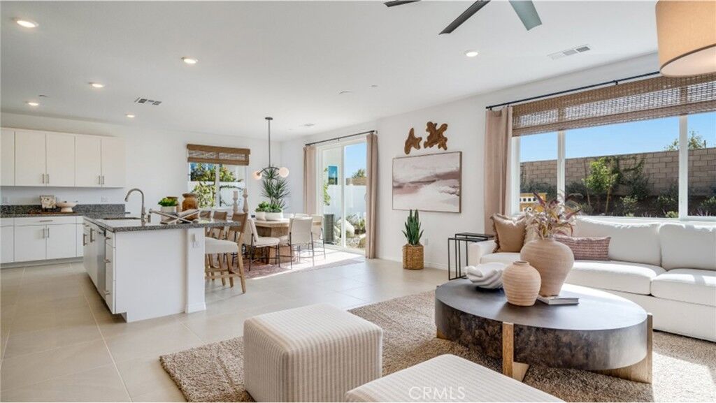 Property Photo:  309 Creekhollow Place  CA 92570 
