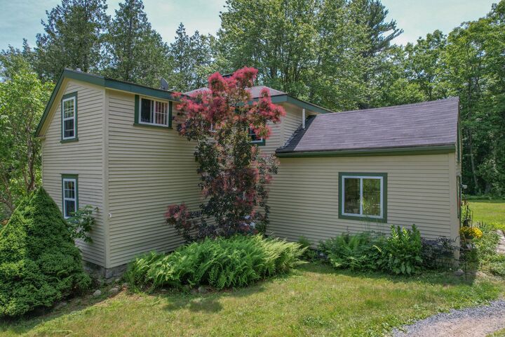 Property Photo:  133 N Sedgwick Road  ME 04676 