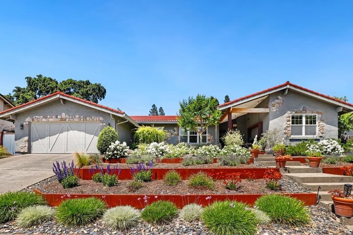 6058 13th Street  Sacramento CA 95822 photo