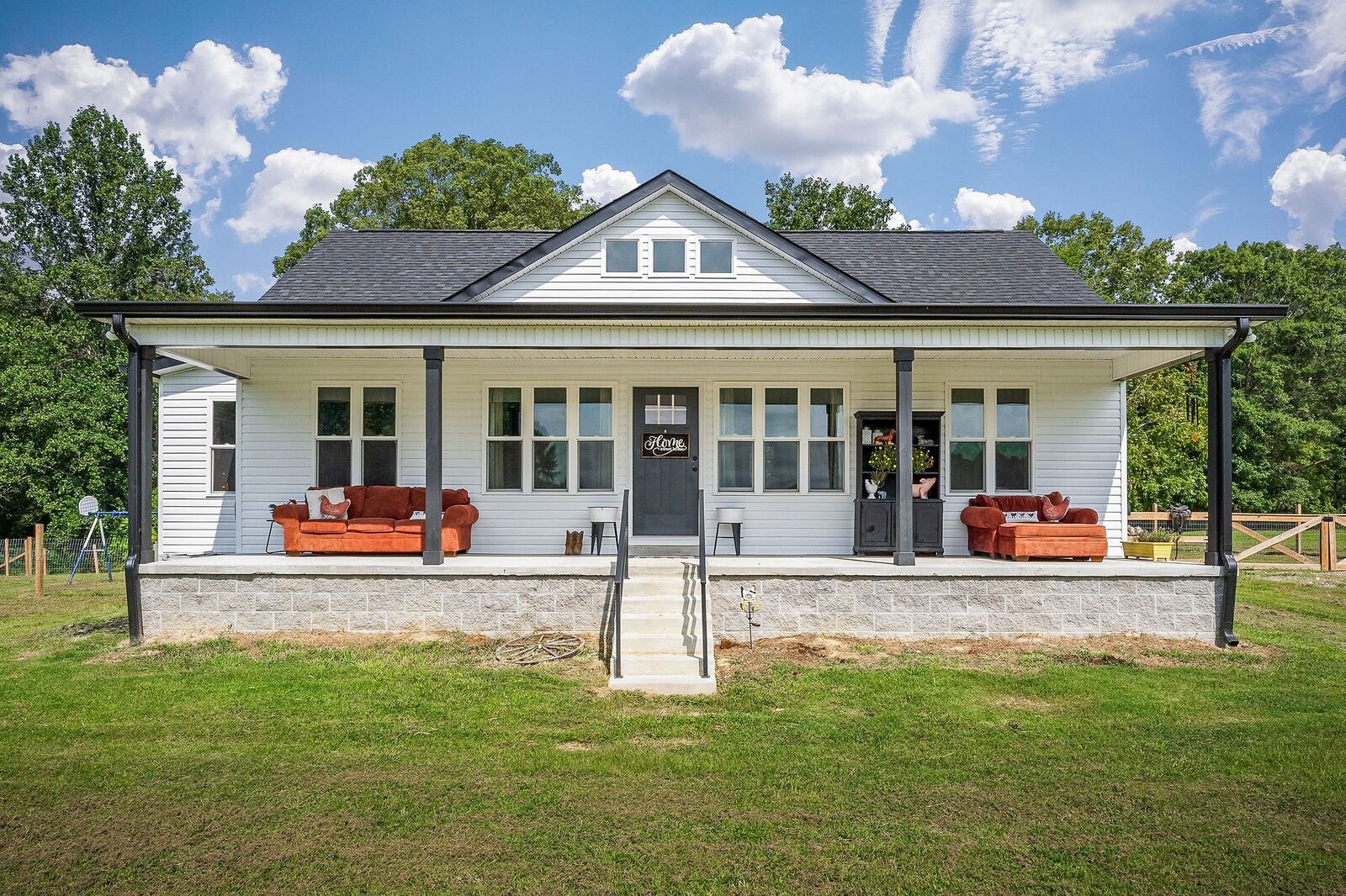 Property Photo:  2836 Blue Springs Rd  TN 37166 