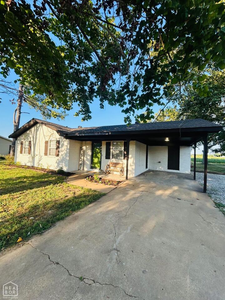 Property Photo:  212 Cherry  AR 72437 