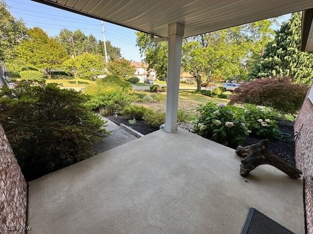 Property Photo:  5785 Royal Drive  OH 44094 