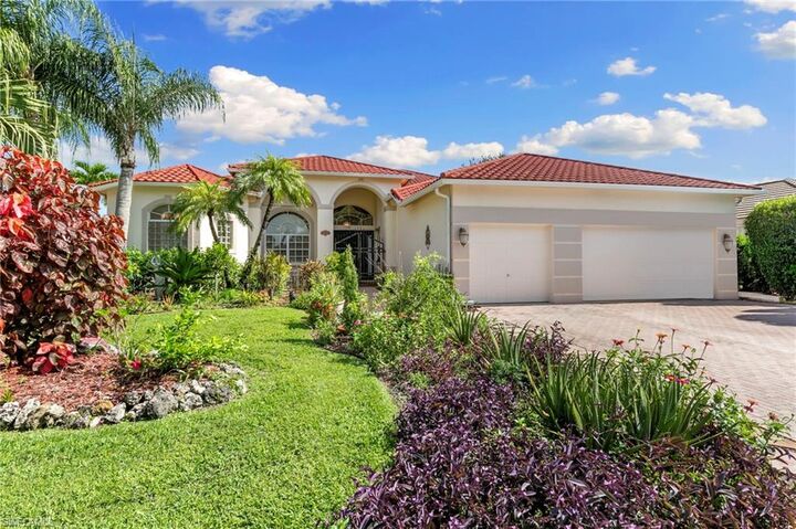 Property Photo: 796 Grand Rapids Blvd FL 34120