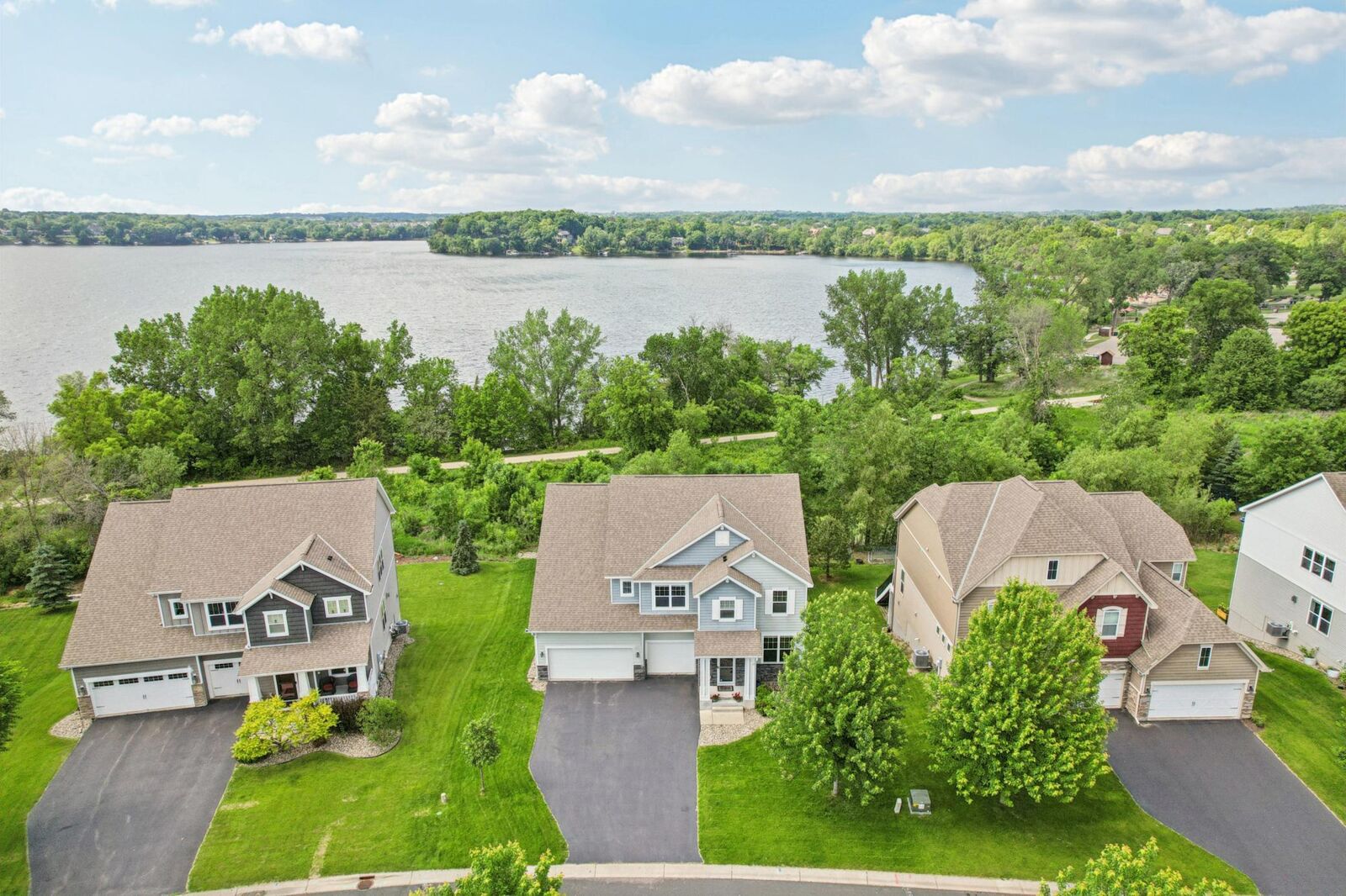 Property Photo:  18482 Aubrie Court  MN 55347 