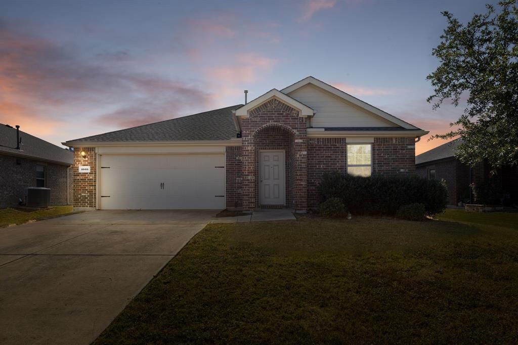 Property Photo:  1605 Sorghum Drive  TX 75407