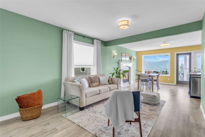 Property Photo:  2609 Wild Horse Drive  BC V4T 2K9 