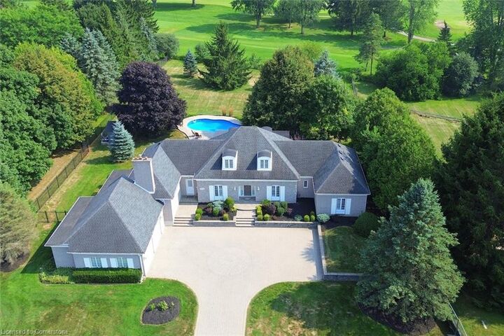 111 St Andrews Drive  Brantford ON N3T 6H4 photo