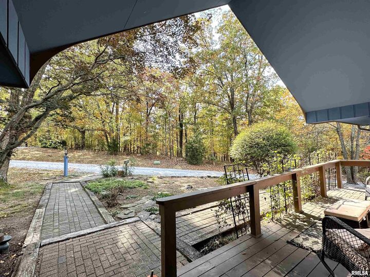 Property Photo: 73 Upper Brush Hill Road IL 62901