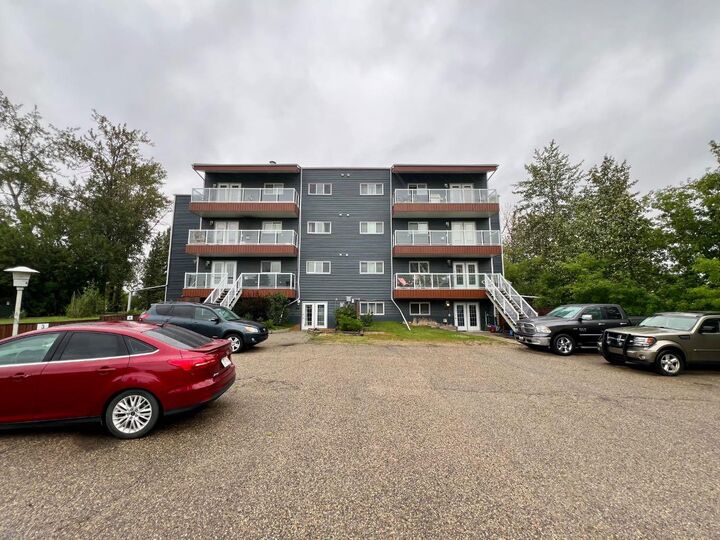5519 Kerry Wood Drive 305  Red Deer AB T4N 4X3 photo