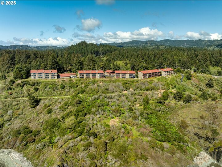 Property Photo: 17744 Highway 101 C-306 OR 97415