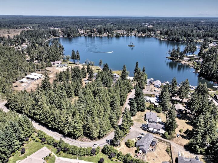 782 E Island Lake Drive  Shelton WA 98584 photo