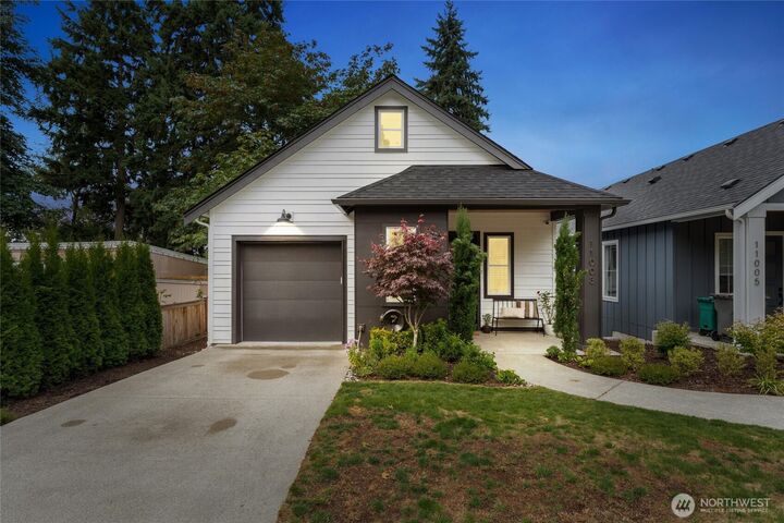 11003  126th Avenue NE  Kirkland WA 98033 photo