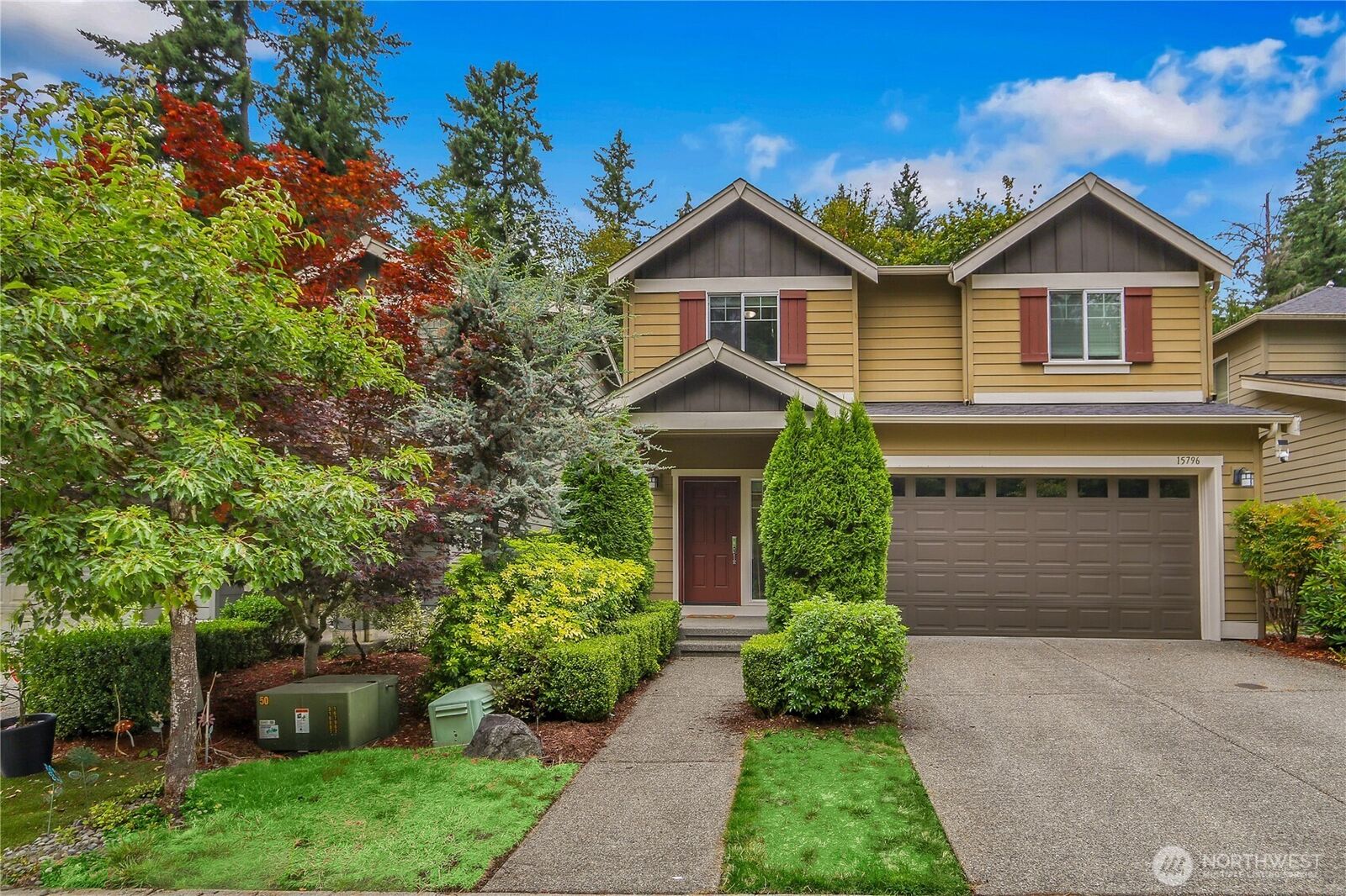 Property Photo:  15796 SE 164th Place  WA 98058 
