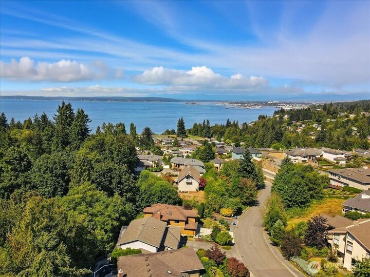 Property Photo: 4926 Dover Street WA 98203