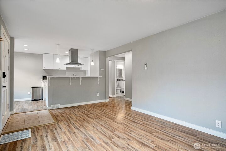 Property Photo:  3016  E Denny Way  WA 98122 