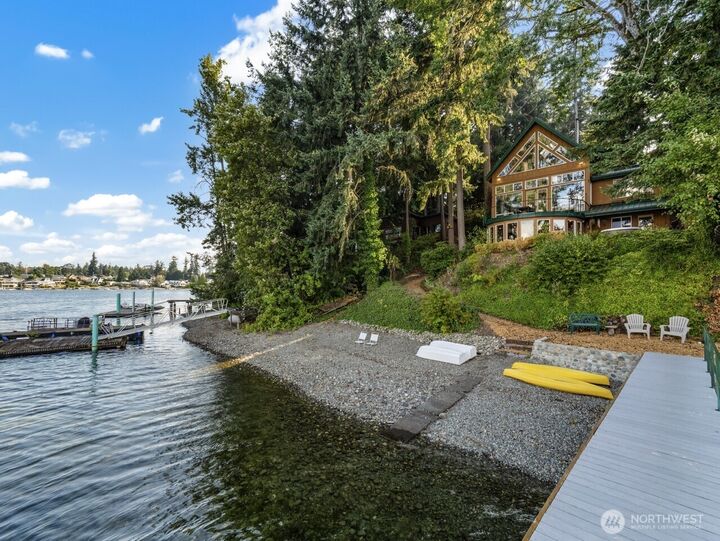 Property Photo: 22 Silcox Island WA 98498