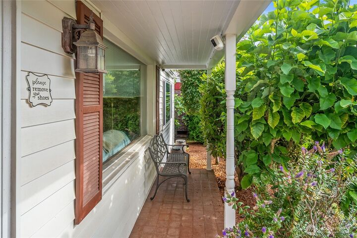 Property Photo: 2658 35th Avenue W WA 98199