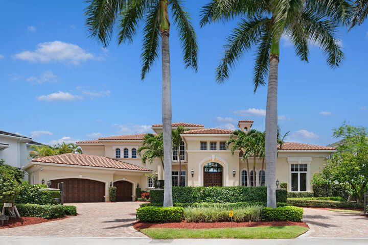Property Photo: 723 Marble Way FL 33432