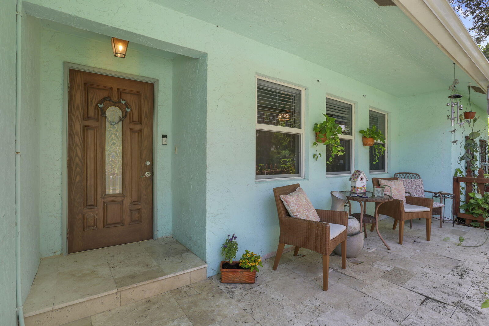 Property Photo: 1512 Hummingbird Drive FL 33444