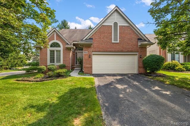 Property Photo: 30504 Hazelwood Court MI 48331