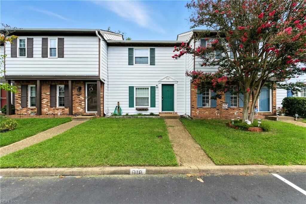 Property Photo:  918 Seabreeze Ct  VA 23320