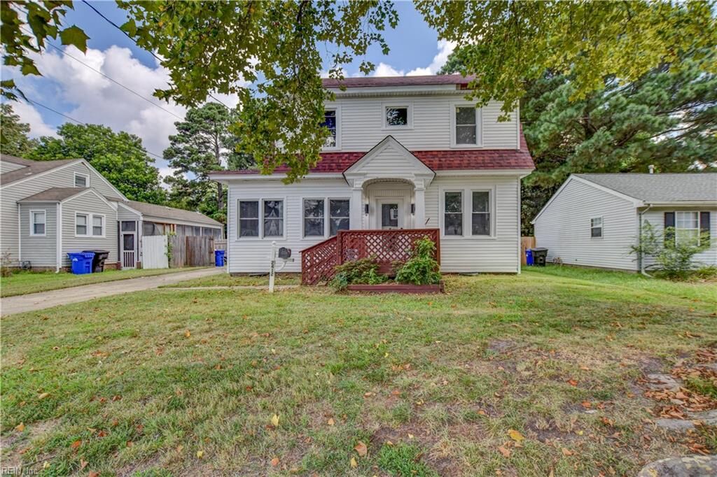 Property Photo:  2412 Greenwood Dr  VA 23702 