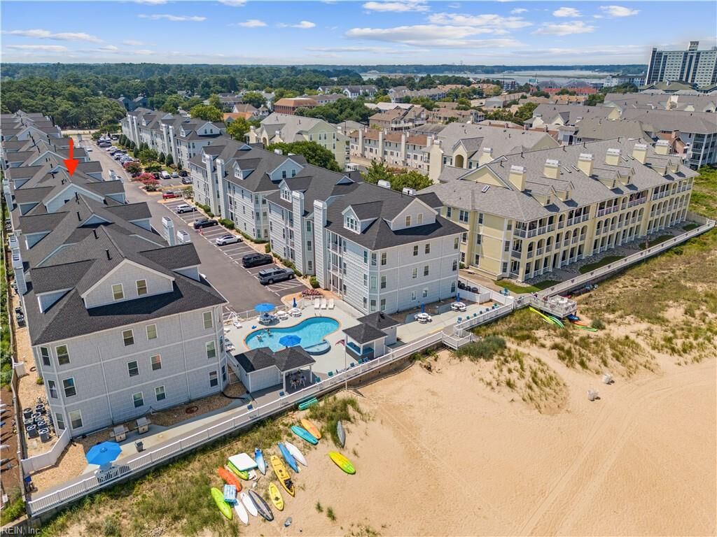 Property Photo: 2312 Beach Haven Dr 303 VA 23451