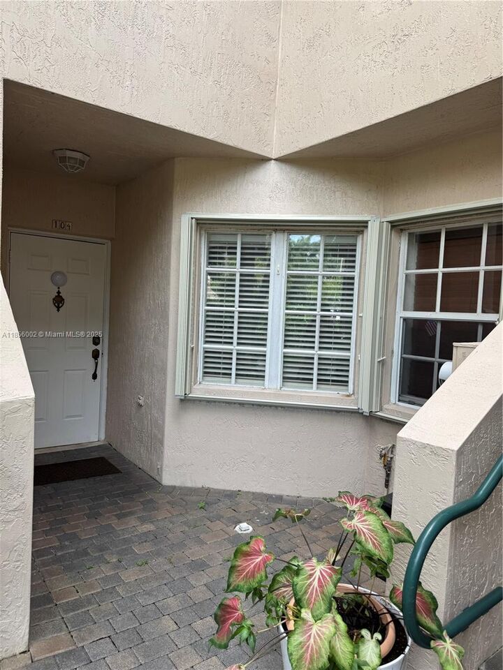 5650 NW 115th Ct 104  Doral FL 33178 photo