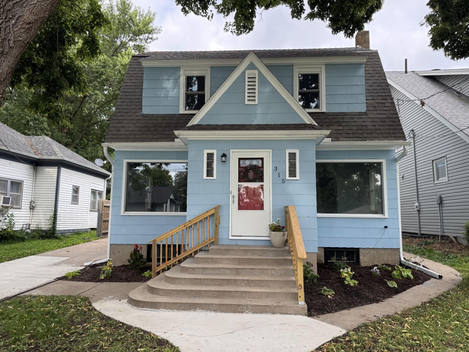 Property Photo: 315 S Gates Street IA 51560