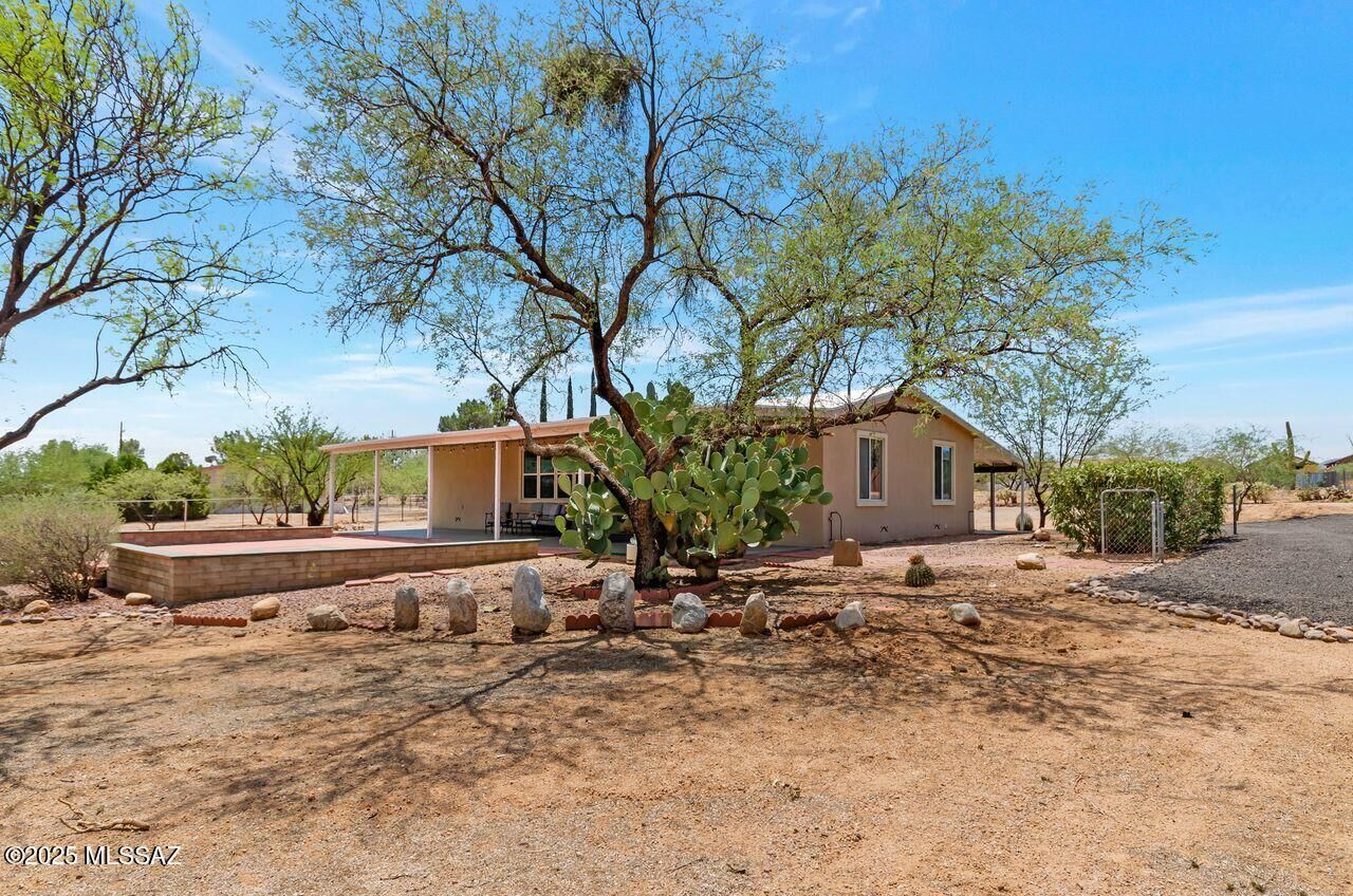 Property Photo:  15365 N Twin Lakes Drive  AZ 85739 