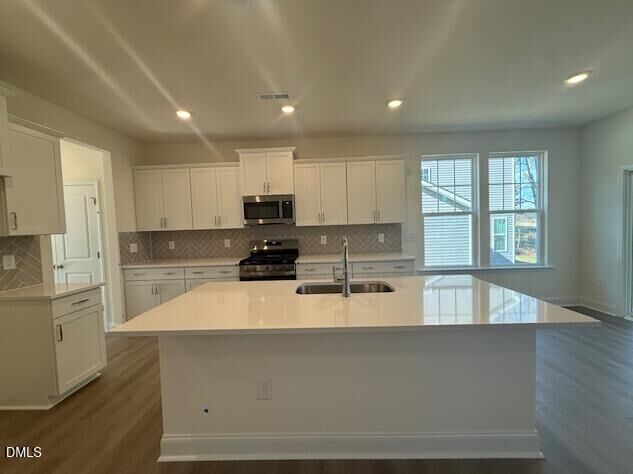 Property Photo: 400 Shelby Meadow Lane NC 27501