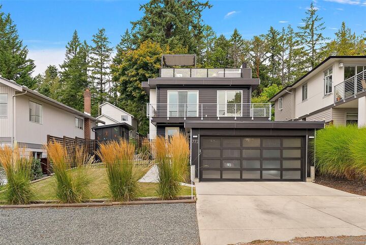 Property Photo: 772 Harding Lane BC V8M 2G2