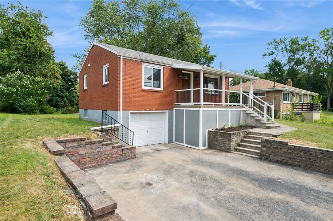 Property Photo:  3723 Northern Pike  PA 15146 