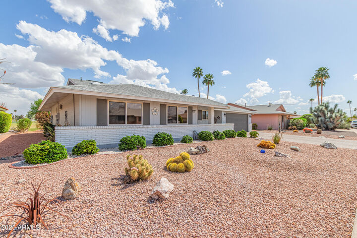 Property Photo:  14249 N Sarabande Way  AZ 85351 