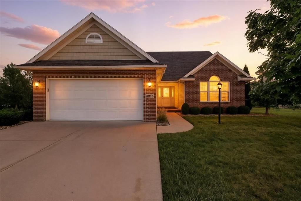 Property Photo:  2313 Walnut Creek Dr  OH 44805 