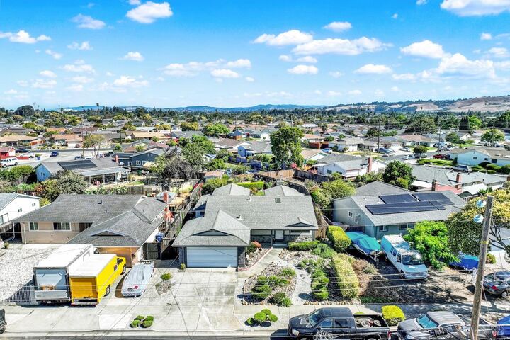 Property Photo:  1835 Egret Lane  CA 94545 