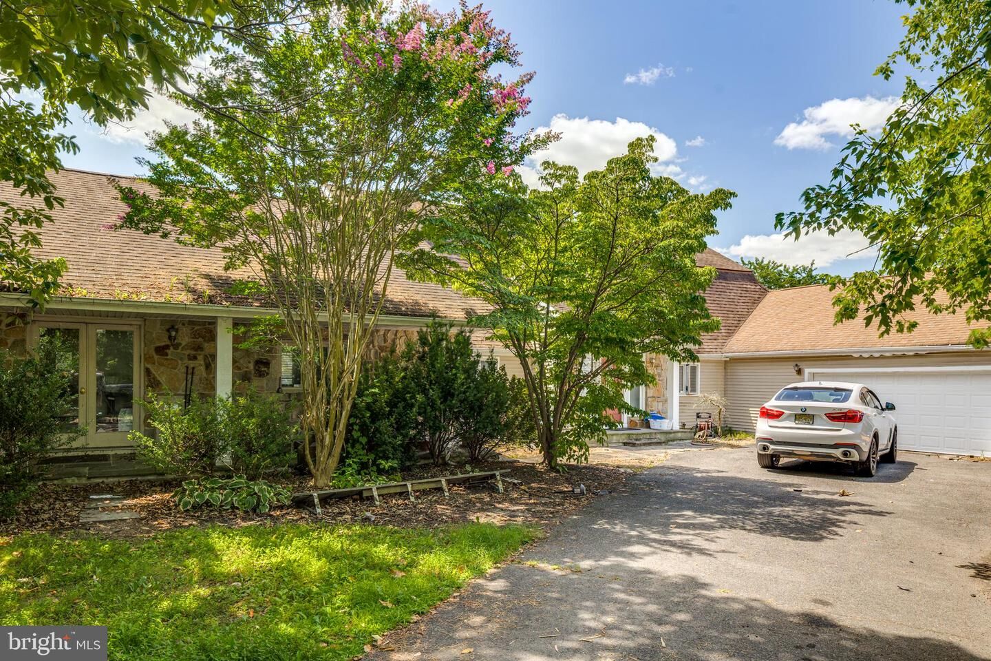 Property Photo:  36 White Pine Road  NJ 08515 