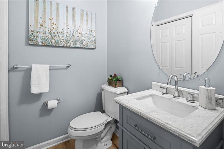 Property Photo: 127 Newman Court NJ 08534