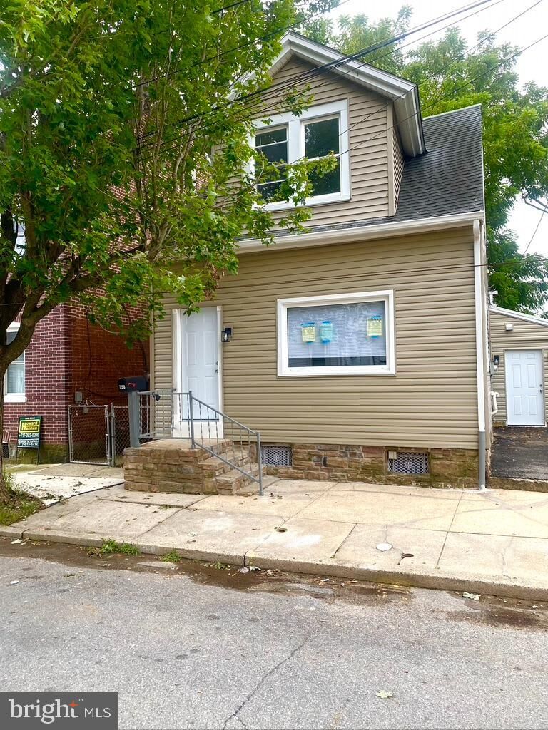 Property Photo: 758 Fremont Street PA 17603